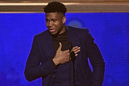 Το κλάμα του Αντετοκούνμπο είναι η αλήθεια της ζωής του