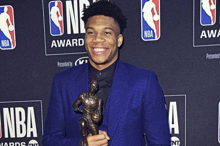 Ο Γιάννης Αντετοκούνμπο ήταν ο απόλυτος σταρ της βραδιάς