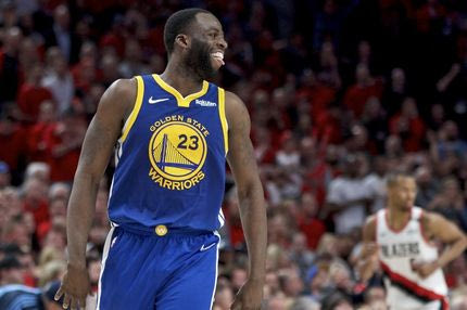 Ο Ντρέιμοντ Γκριν ανακάλυψε ακόμα έναν τρόπο… άμυνας για να διακόψει αντίπαλο αιφνιδιασμό