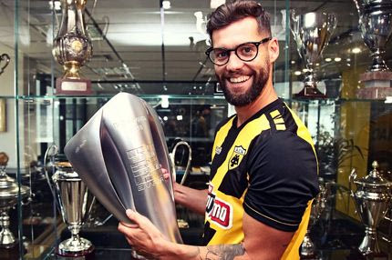 Ο ‘εφιάλτης’ Νταβίντ Σιμάο επιστρέφει για την ΑΕΚ