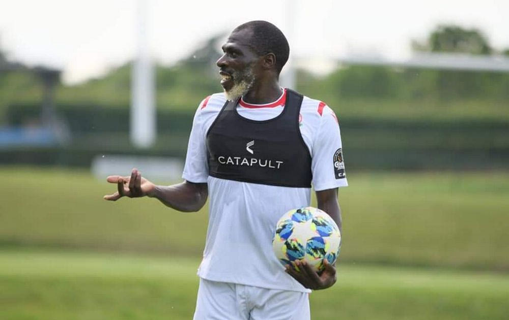 Ο Τζόας Ονιάνγκο ανακάλυψε τη μηχανή του χρόνου