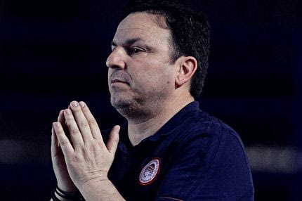 Ο Θοδωρής Βλάχος καλύπτει τα τελευταία 30 χρόνια του ελληνικού πόλο