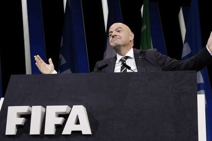 Χρυσή καταιγίδα μεταγραφών, ιστορική η έκρηξη δαπανών το καλοκαίρι του 2025