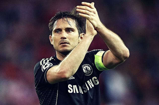 Μέσα σ’ ένα λεπτό, ο Φρανκ Λάμπαρντ έσβησε ένα φάουλ 5ετίας