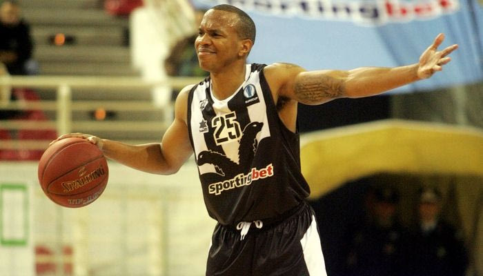 Χάτσερ: “Μεγάλη η επιθυμία μας για την πρόκριση”