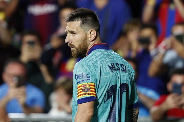 Με άρωμα… Λεβάντε η νέα εμφάνιση της Μπαρτσελόνα