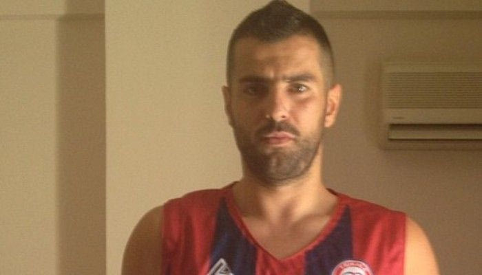 Οργισμένη αποχώρηση Κακλαμάνου