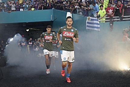 Οι απολαβές Μανωλά στη Νάπολι συγκρίνονται με λίγες της Serie A