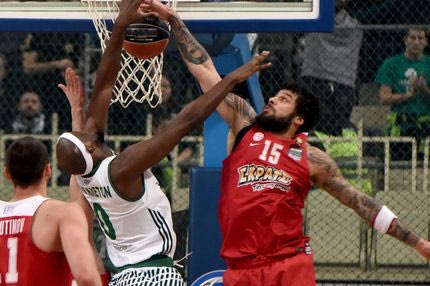 Τις ελληνικές ομάδες μην τις φοβάσαι, ξέρουν…