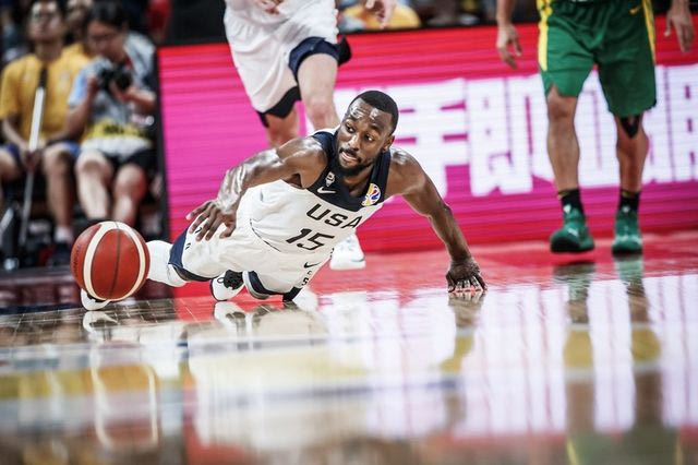 Παγκόσμιο, μέρα 10η: Ο Κέμπα Γουόκερ πήγε στην Κίνα για να θυσιαστεί