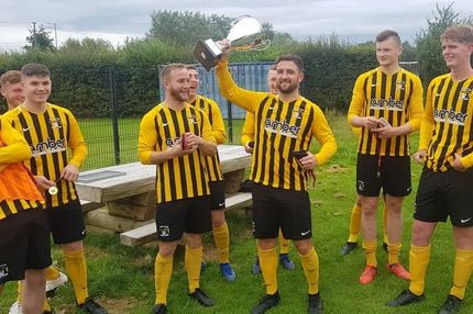 Ο ασύλληπτος ποδοσφαιριστής ‘τρολάρει’ με γκολ όλη την ομάδα της Αστυνομίας