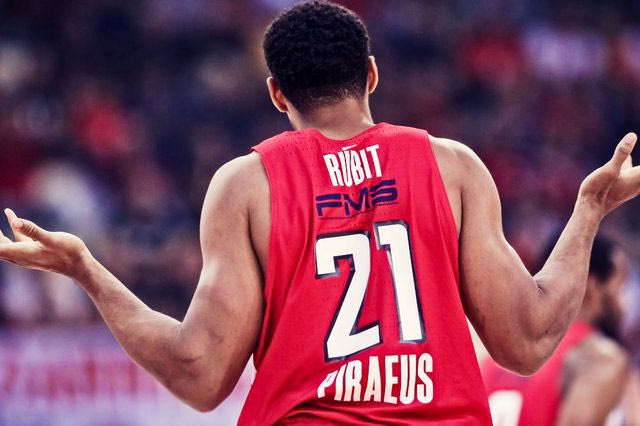 Ο Ολυμπιακός δεν είναι… Τσεντεβίτα