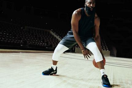 Η adidas αγκαλιάζει τη διαφορετικότητα του James Harden με το HARDEN VOL. 4