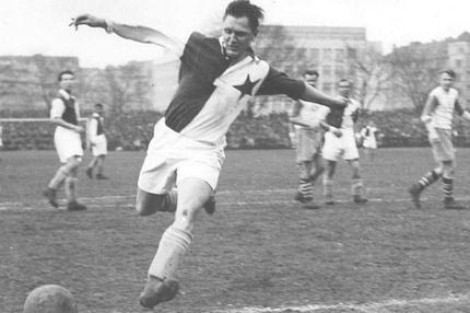 Ο κορυφαίος γκολτζής όλων των εποχών δεν είναι ο Πελέ ή ο Ρονάλντο