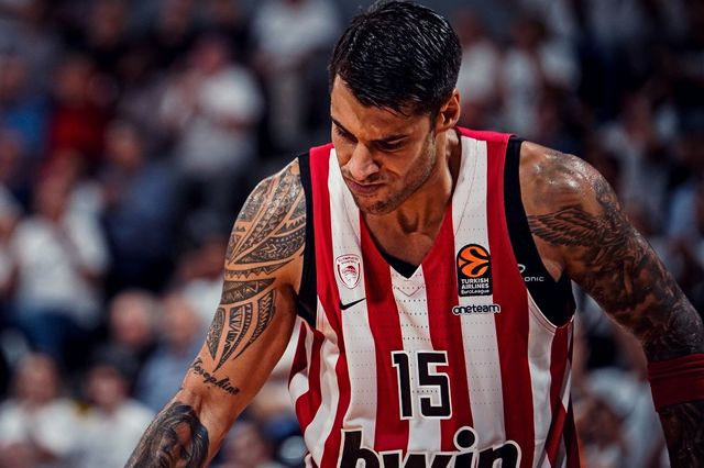 Ένα πεταχτάρι για την καλύτερη ομάδα της 10ετίας