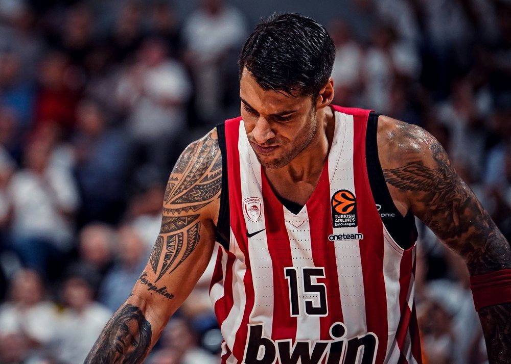 Ένα πεταχτάρι για την καλύτερη ομάδα της 10ετίας