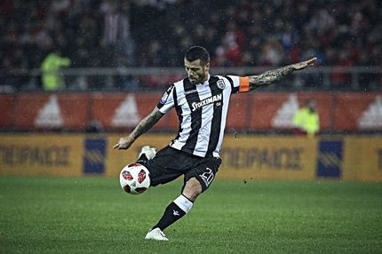 Ο Φερέιρα δεν θέλει τον αριστερό μπακ Βιεϊρίνια