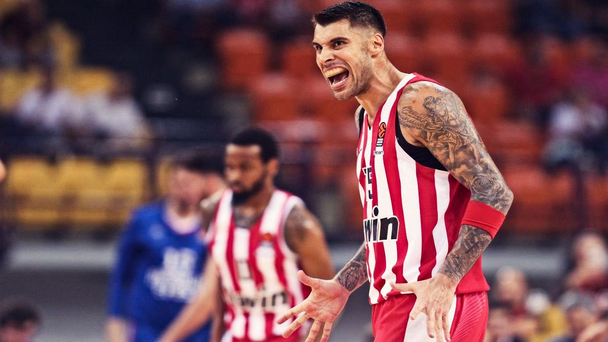 Ολυμπιακός-Εφές: Η χαμένη έννοια του συνόλου