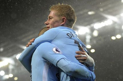 Η κορυφαία ενδεκάδα από παίκτες Λίβερπουλ και Μάντσεστερ Σίτι