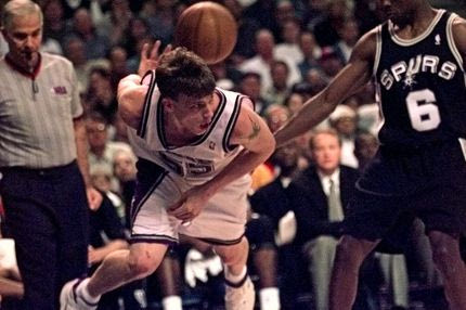 J-Will, η ΝΒΑ εκδοχή του πόιντ γκαρντ με επικάλυψη λευκής σοκολάτας