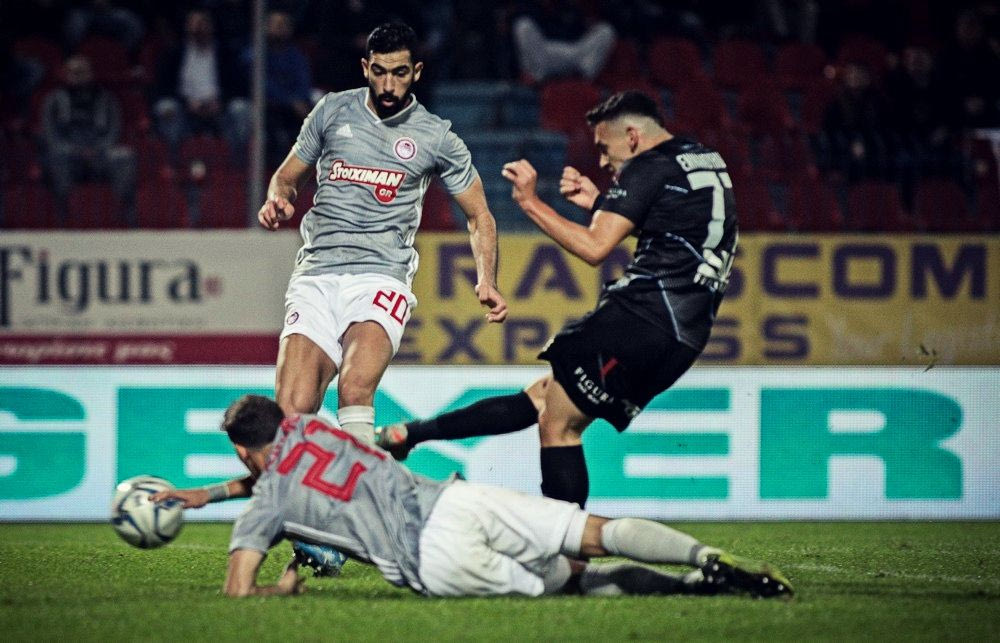 Ο μικρός έκανε ό,τι απέτυχαν τα ‘εκατομμύρια’ του Ολυμπιακού