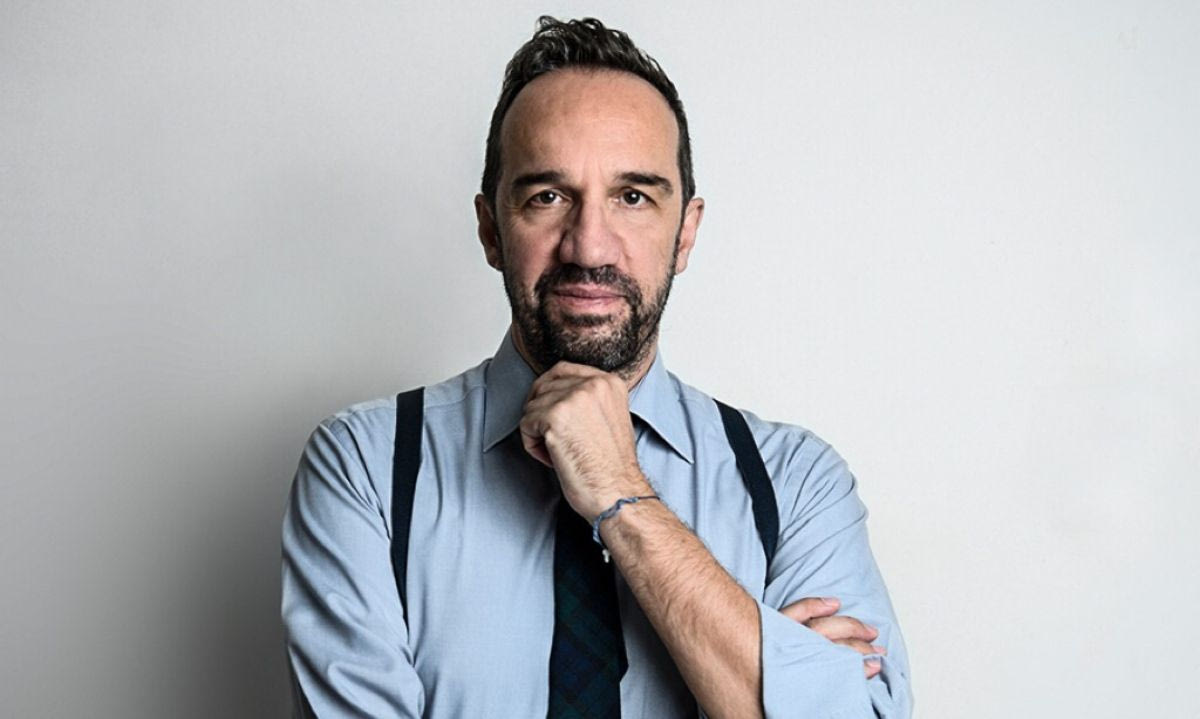Ακούστε τον Γιώργο Ζερβό live στον Legend 88.6