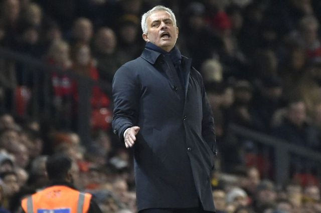 Η επιστροφή στο ‘Θέατρο των Ονείρων’ ξύπνησε εφιάλτες για τον Μουρίνιο