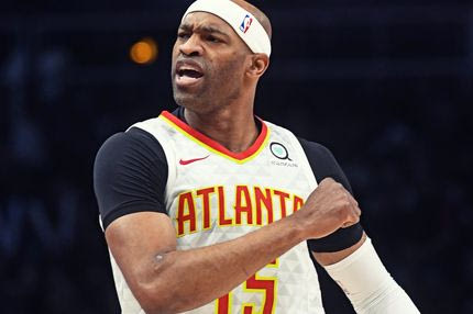 Ο 1.500άρης Βινς Κάρτερ καρφώνει στα μούτρα της λογικής