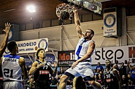 Ο Ηρακλής κάνει το ‘Ιβανώφειο’ στέκι μπασκετικών αναρχικών