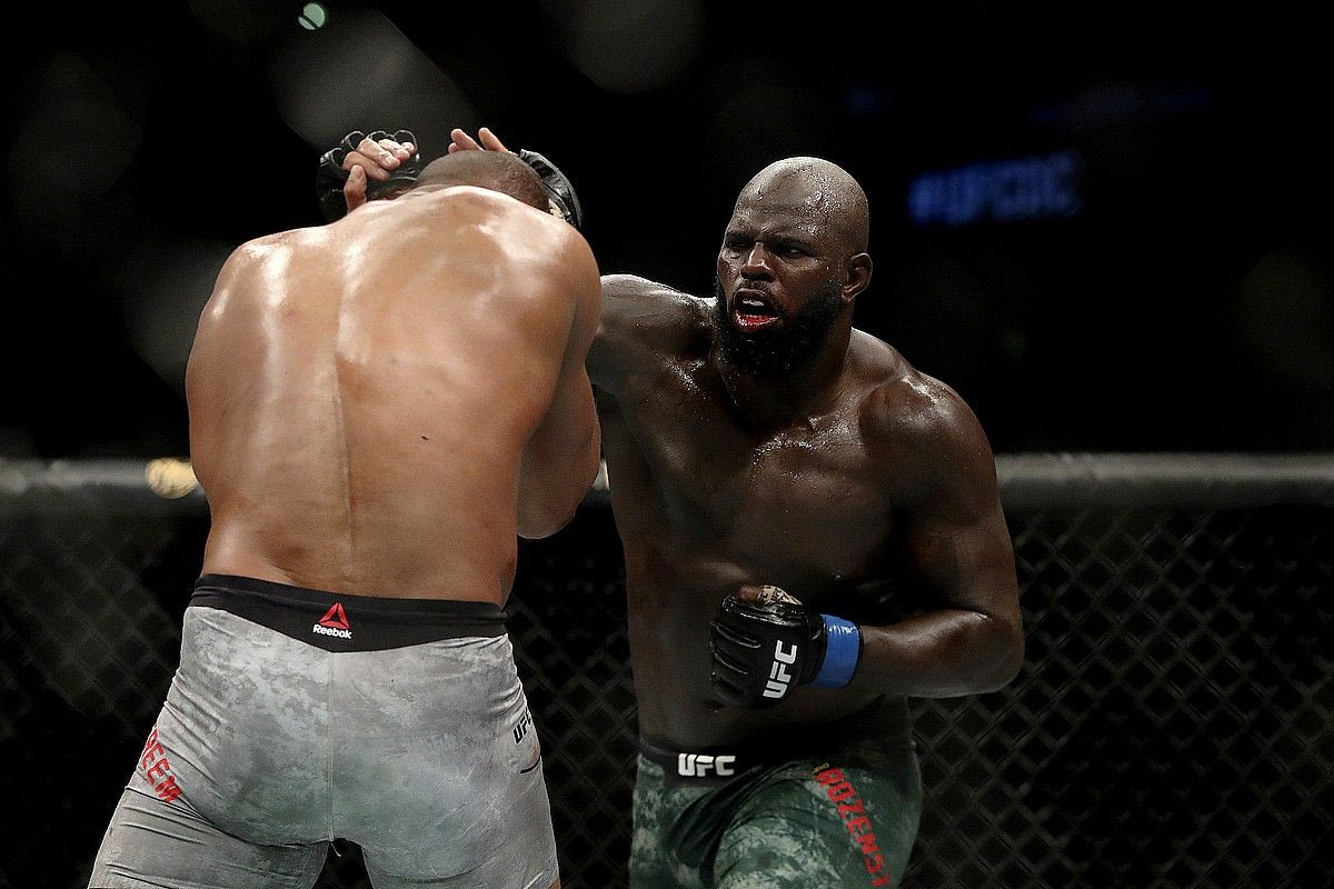 Το διαλυμένο χείλος του Άλιστερ Όβεριμ τρομάζει και τον πιο ψύχραιμο φίλαθλο του UFC