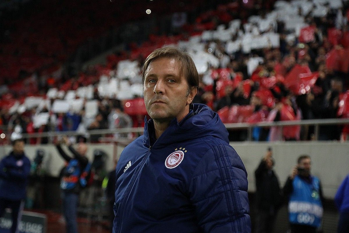 Ο Πέδρο Μαρτίνς γνωρίζει ότι θα τον στήσουν στον τοίχο