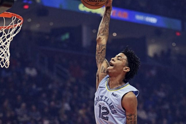 Ο Τζα Μοράντ έβγαλε στη σύνταξη τον Κέβιν Λοβ, σχεδόν