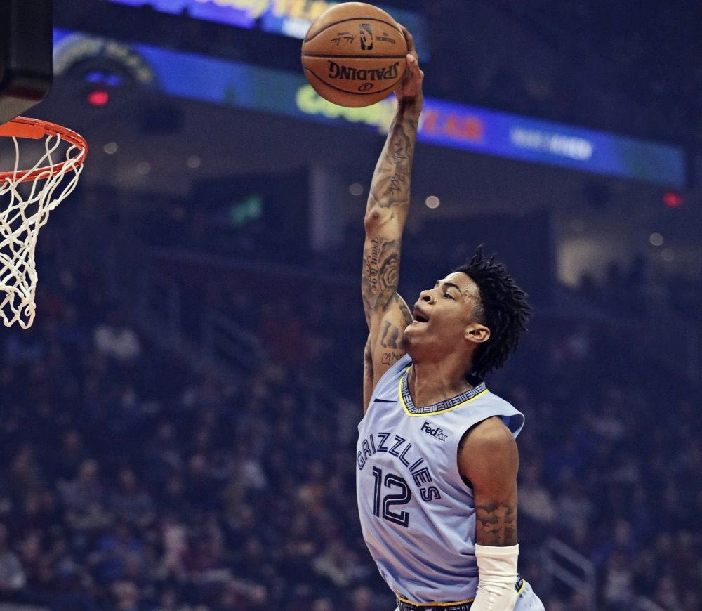 Ο Τζα Μοράντ έβγαλε στη σύνταξη τον Κέβιν Λοβ, σχεδόν