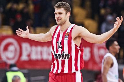 Ολυμπιακός-Μπάγερν: Όταν ο Ρότσεστι συνάντησε τον Σάσα