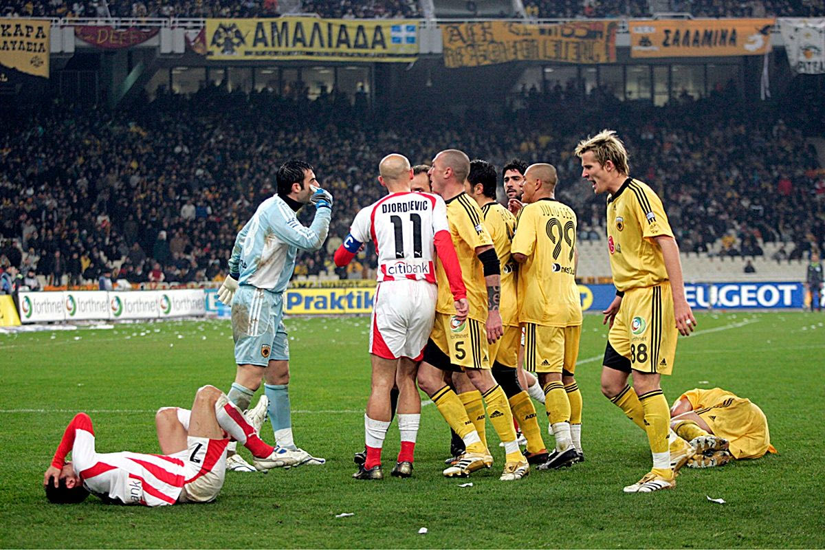 ΑΕΚ-Ολυμπιακός: Τα 3 πιο θεαματικά ντέρμπι του αιώνα