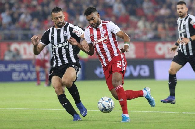 Μεσοβδόμαδη δράση σε Super League & Premier League