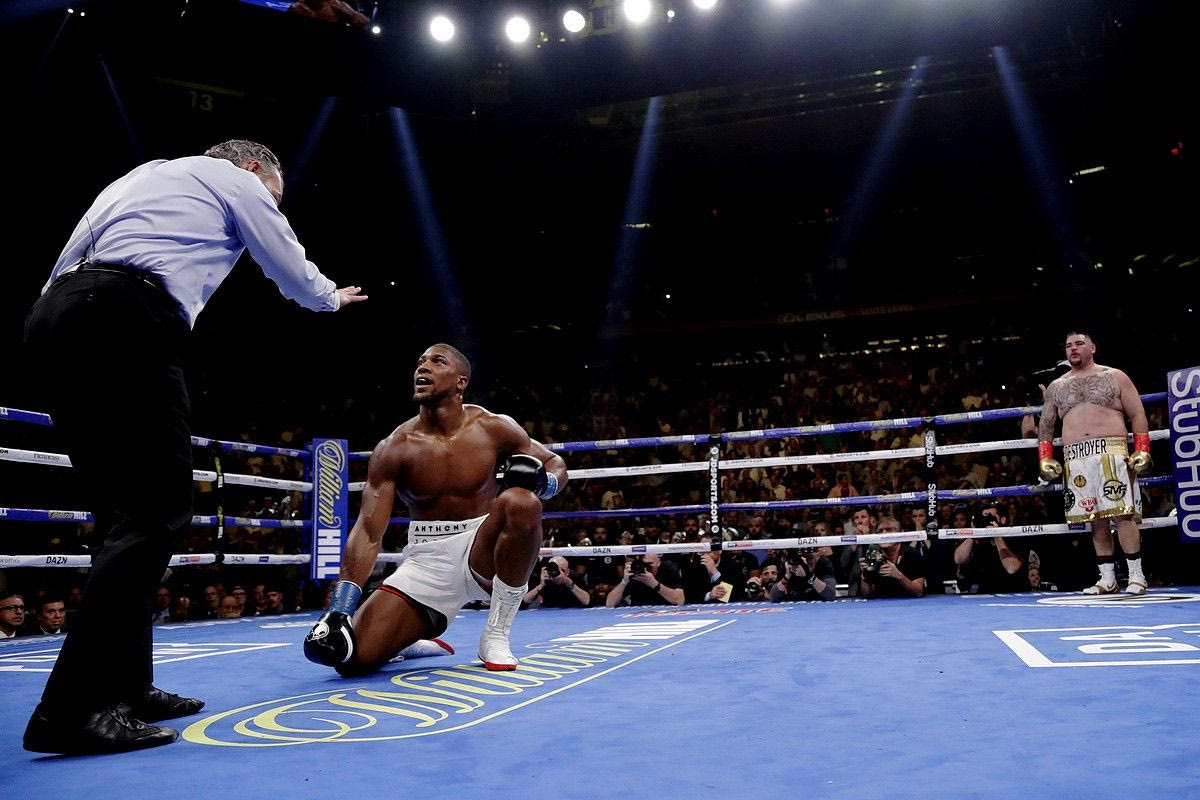 Ο Χερν πρέπει να πείσει τον Τζόσουα να μην τρέμει τον Φιούρι