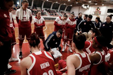 Το παγκόσμιο ρεκόρ του Ολυμπιακού στο μπάσκετ γυναικών το ζηλεύουν στις ΗΠΑ