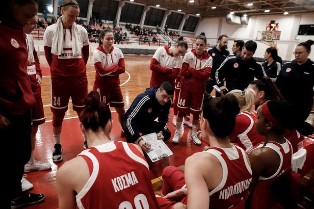 Το παγκόσμιο ρεκόρ του Ολυμπιακού στο μπάσκετ γυναικών το ζηλεύουν στις ΗΠΑ