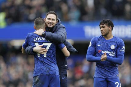 Η νέα φανέλα της Τσέλσι θυμίζει Βέροια