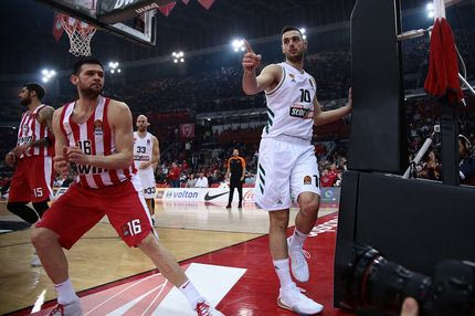 Ολυμπιακός-Παναθηναϊκός: Οι 40 πιο απολαυστικές φωτογραφίες του ντέρμπι