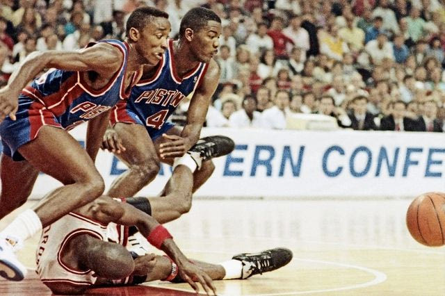 Αϊζάια Τόμας και Μάικλ Τζόρνταν έχουν άλυτα θέματα από το 1985