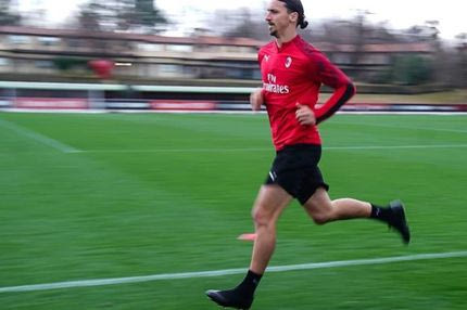 Το απολαυστικό ‘κοίτα να μαθαίνεις’ του Ιμπραχίμοβιτς στον Πογκμπά