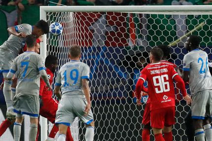 Η ξαφνική ‘ανάσταση’ Κονγκολέζου ποδοσφαιριστή κρύβει μια πλεκτάνη