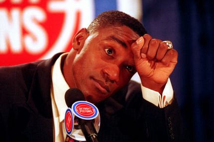 Ο Αϊζάια Τόμας έχει βάλει 43 πόντους στους Λέικερς με το δεξί πόδι να σέρνεται