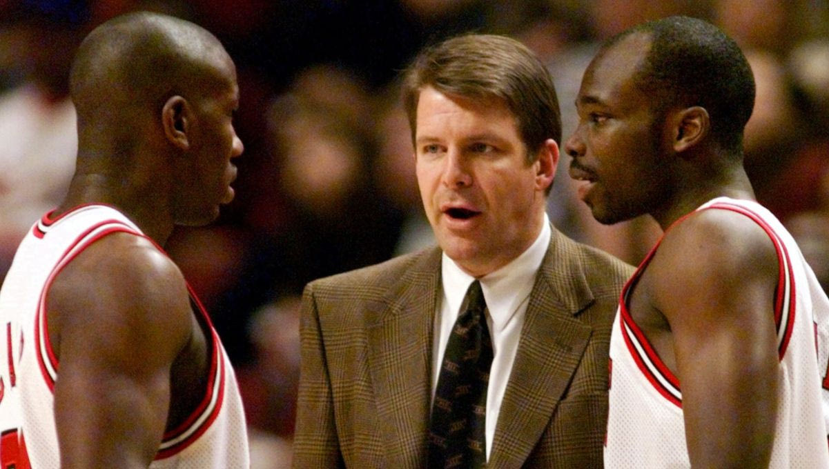 Οι Μπουλς μετά τον Τζόρνταν άρχισαν με ένα προφητικό σαρδάμ