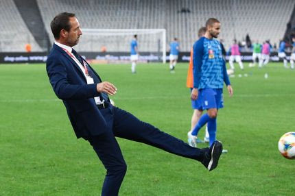 Εθνική: Ο Φαν’τ Σιπ παίζει την μπάλα του και δεν αλλάζει άποψη σαν τα πουκάμισα