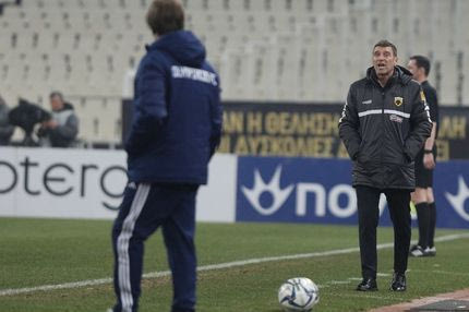 ΑΕΚ-Ολυμπιακός: Η αμοιβαία εκτίμηση των πάγκων οδηγεί την μάχη στο χορτάρι