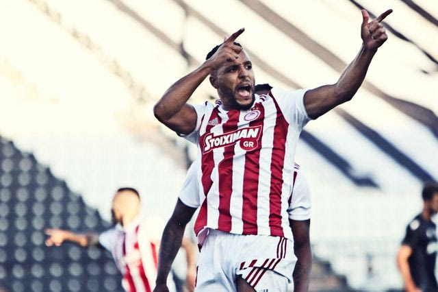 ΠΑΟΚ-Ολυμπιακός: Η μελωδία των καλοκουρδισμένων