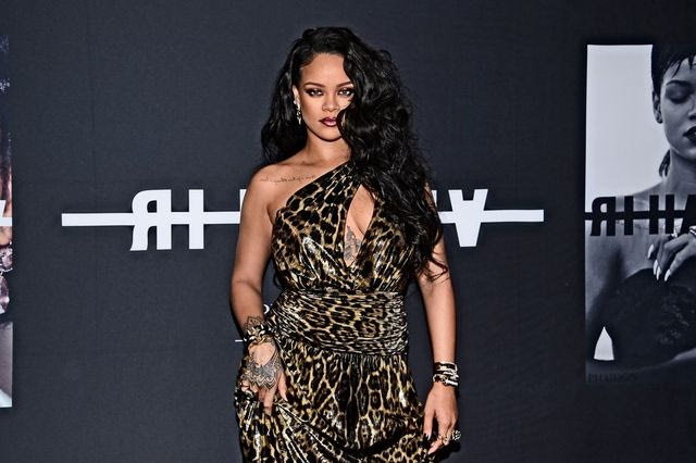 Η Rihanna μοιράζεται τον Jay Z με τους αδελφούς Μπολ